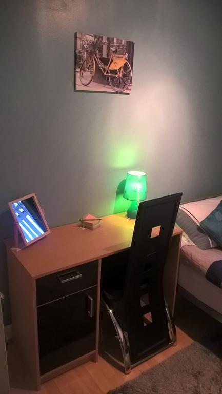 بيزلي Homestay Oakridge Crescent الغرفة الصورة