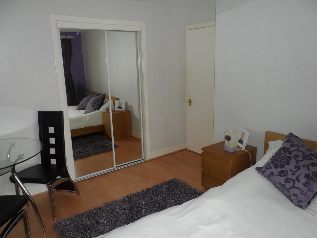بيزلي Homestay Oakridge Crescent المظهر الخارجي الصورة