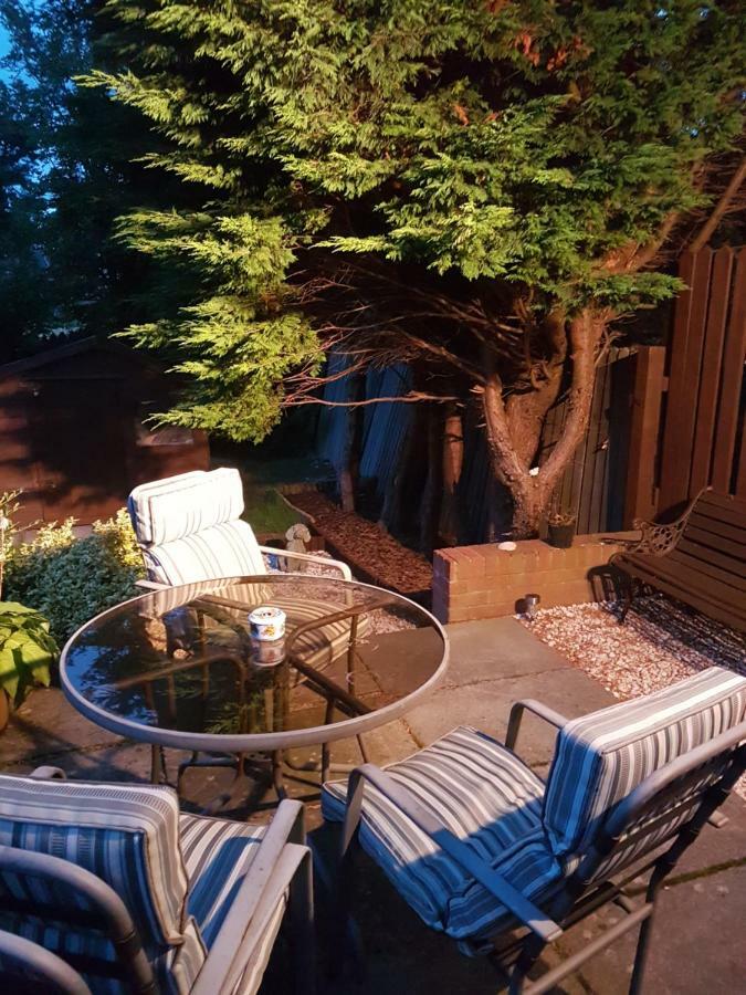 بيزلي Homestay Oakridge Crescent المظهر الخارجي الصورة